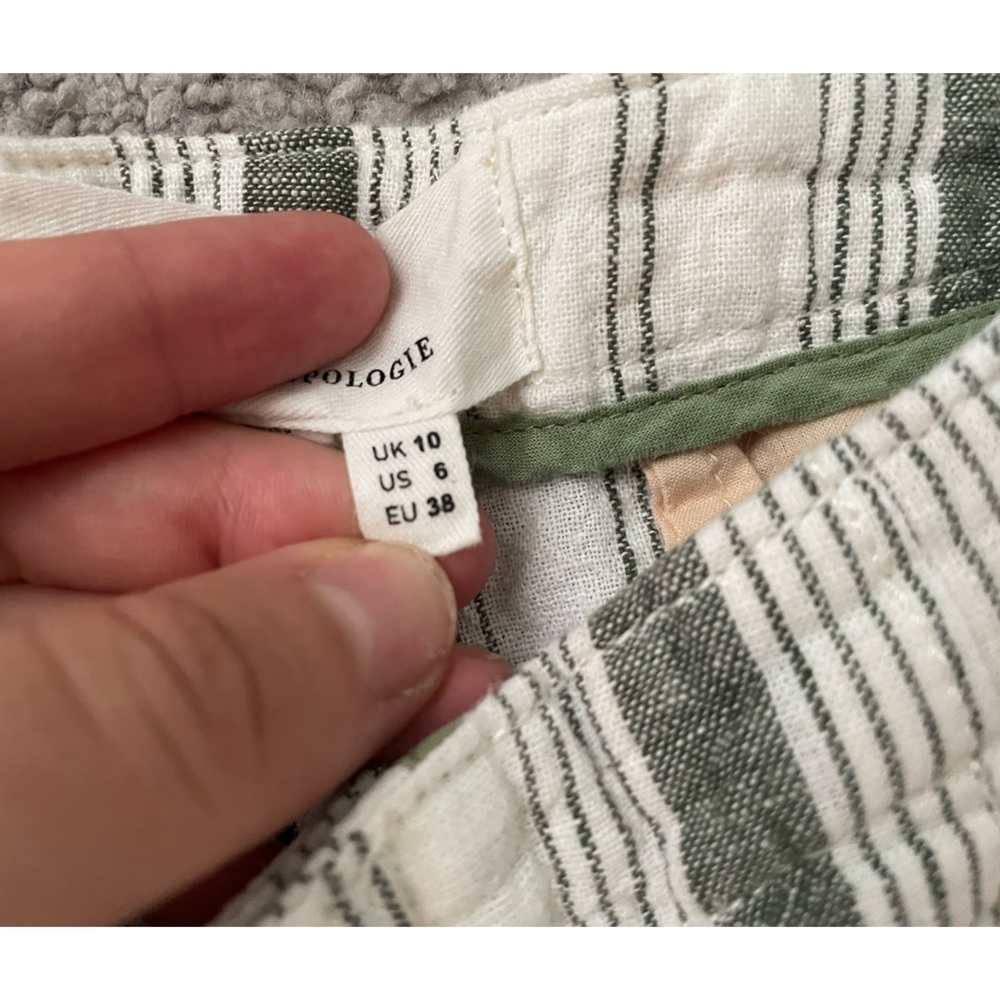 Anthropologie High Waisted Shorts - Picture 5 of 6